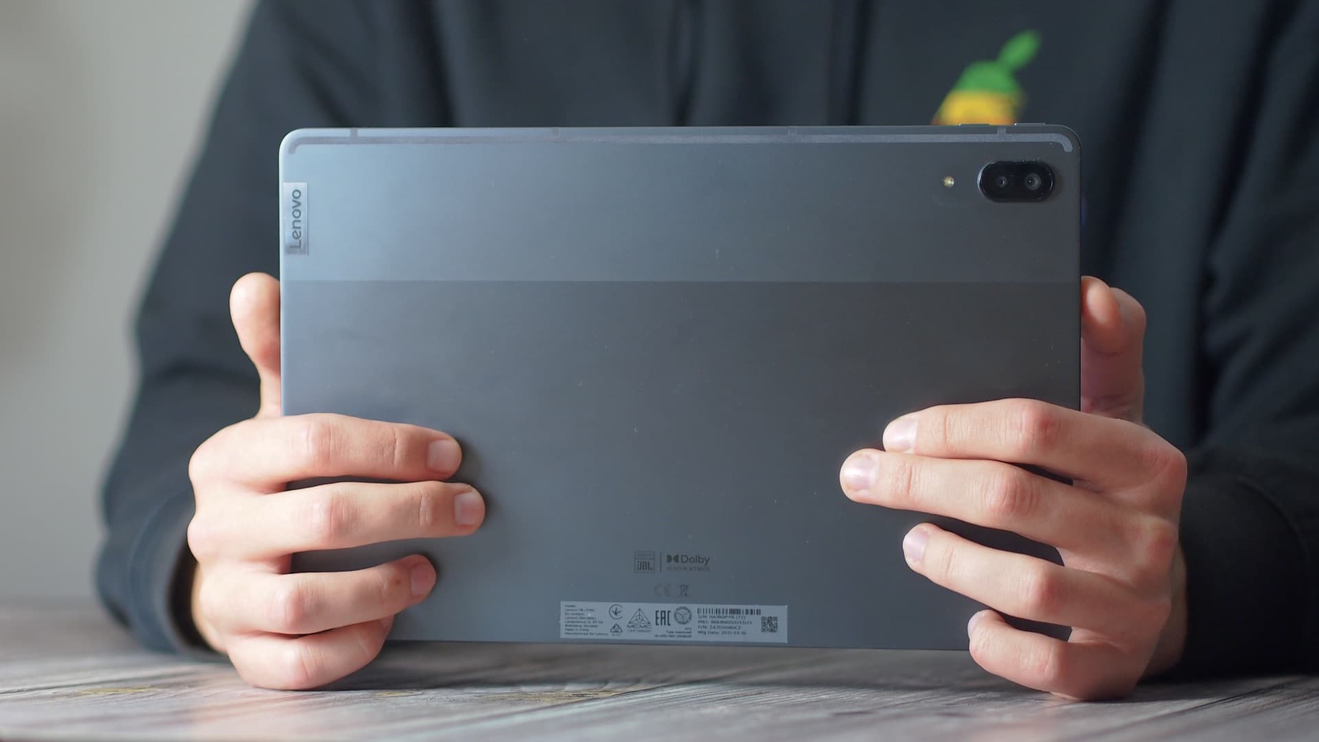 Tablet Lenovo Tab P11 Pro, recenze