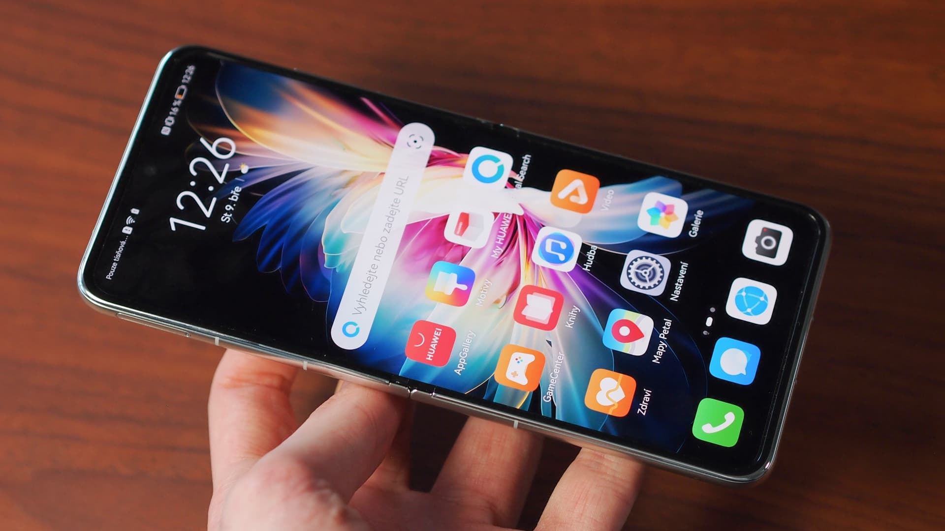 Huawei P50 Pocket, recenze