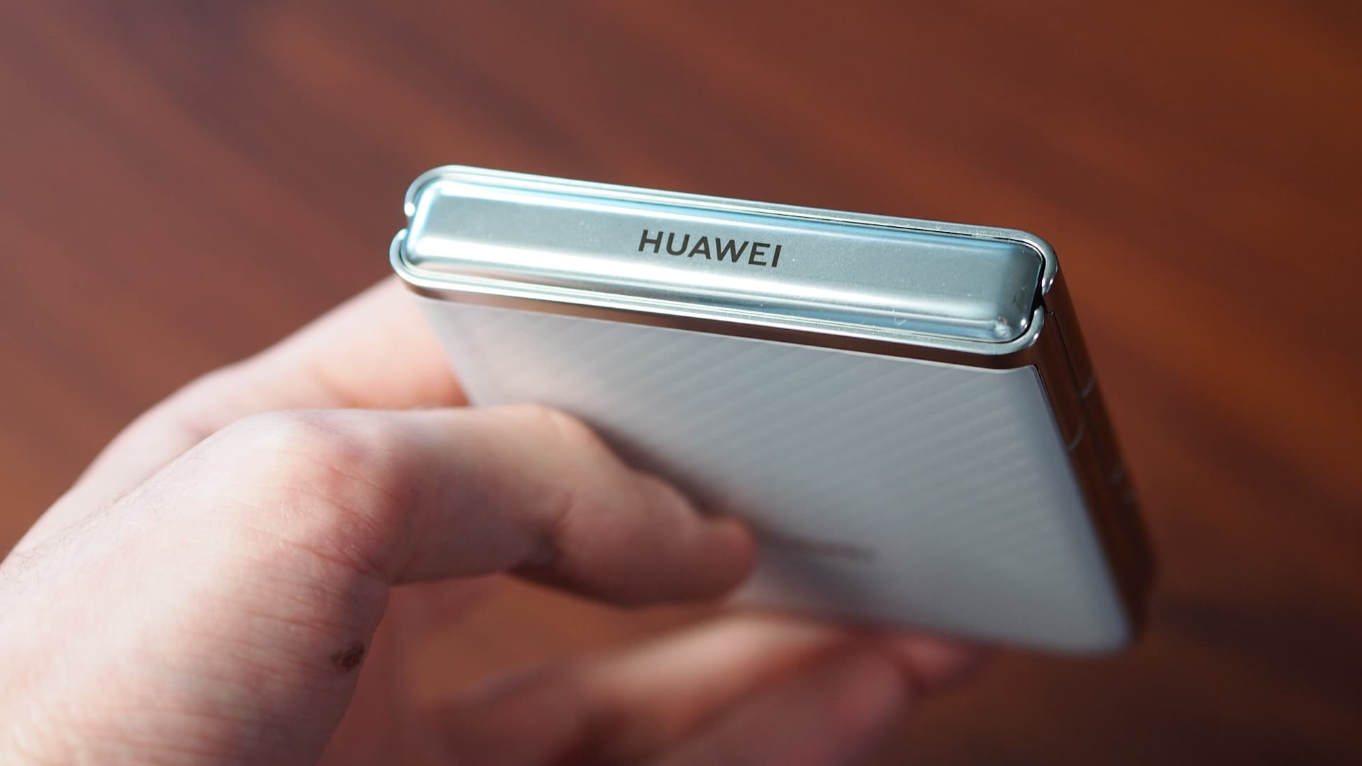 Huawei P50 Pocket, recenze