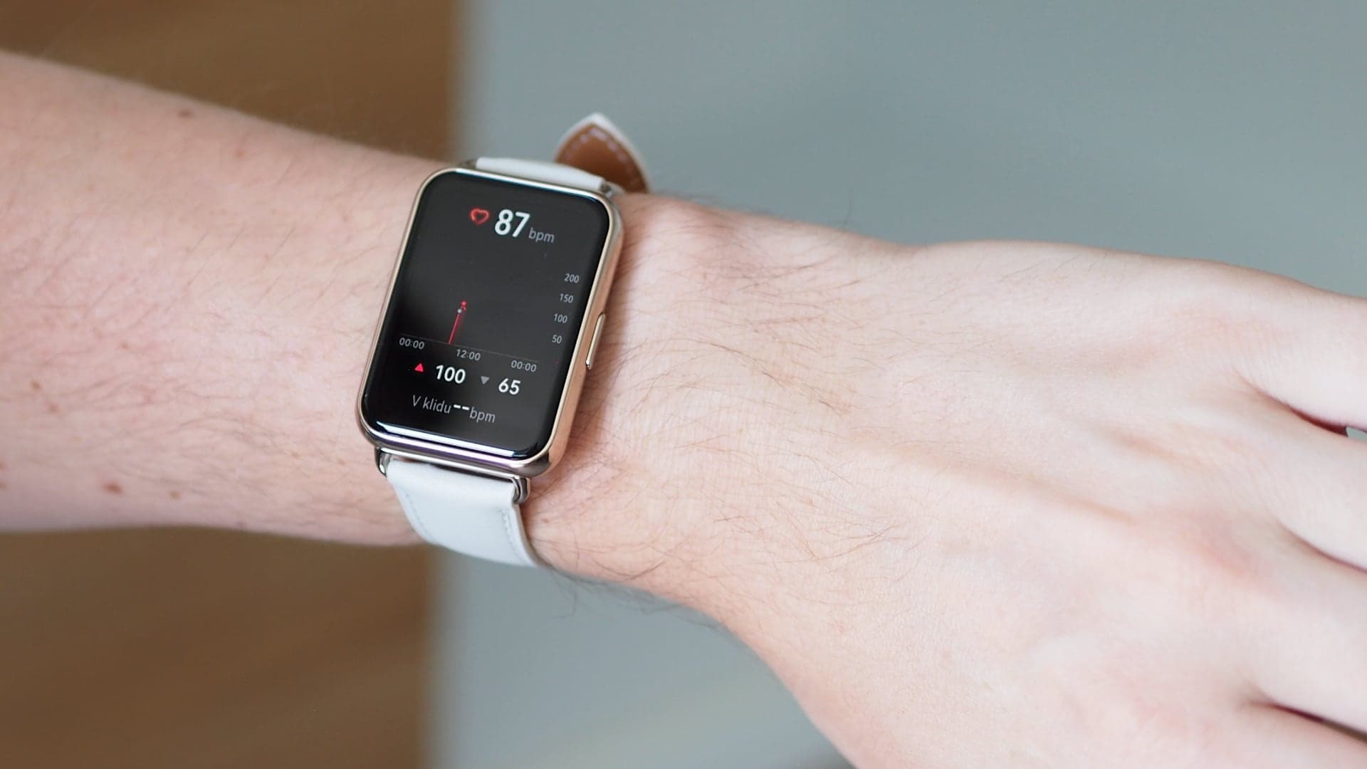 Huawei Watch Fit 2 recenze