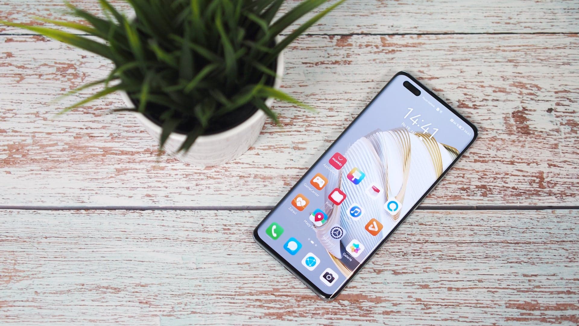 Huawei Nova 10 Pro recenze