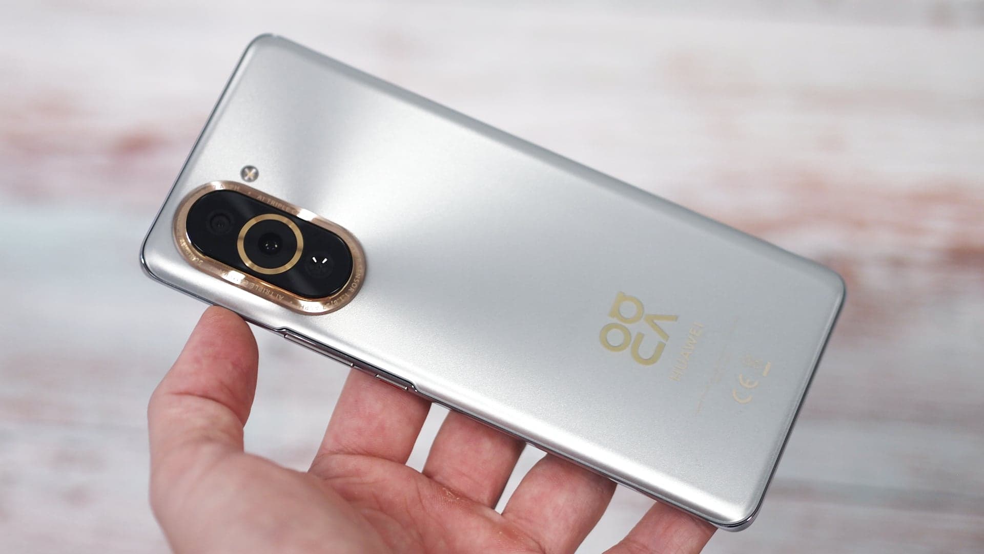 Huawei Nova 10 Pro recenze