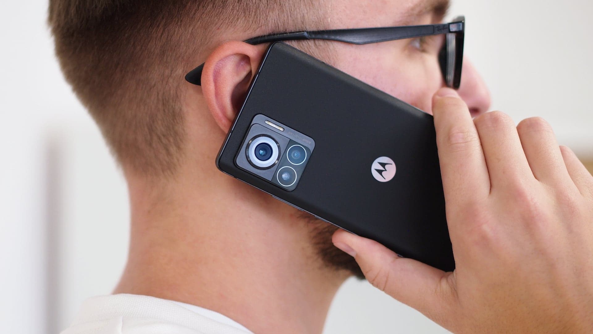 Motorola Edge 30 Ultra recenze