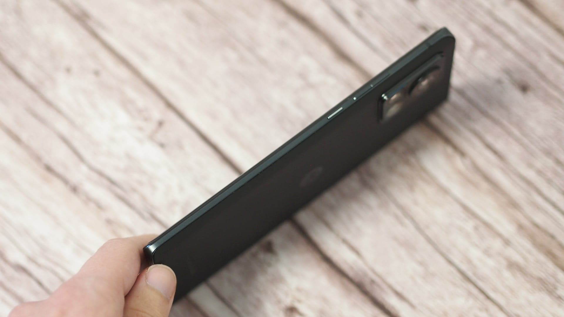 Motorola Edge 30 Ultra recenze