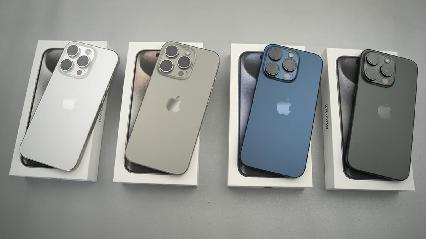 Barvy přírodní a modrá titanová nebudou mít nové iPhony 16