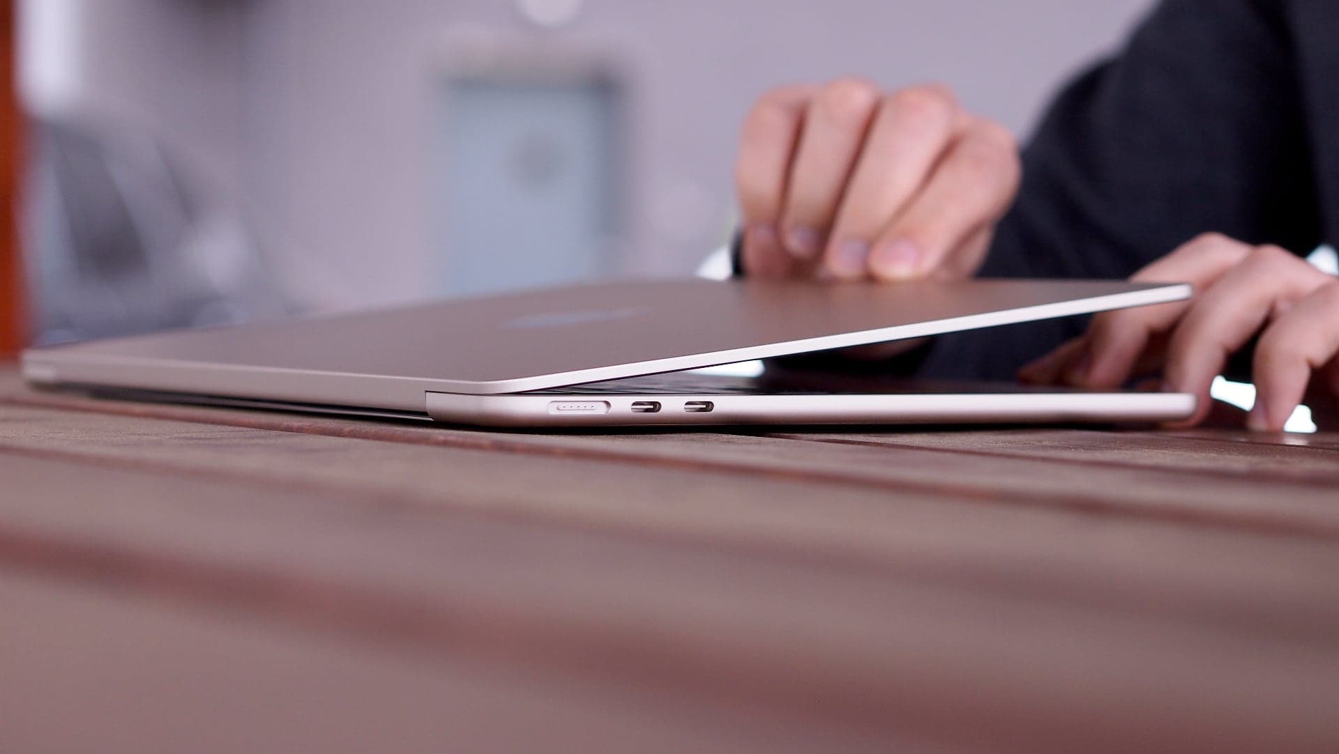 Apple MacBook Air (M3, 2024) recenze