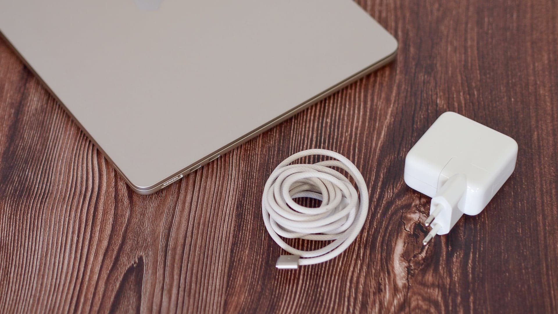 Apple MacBook Air (M3, 2024) recenze