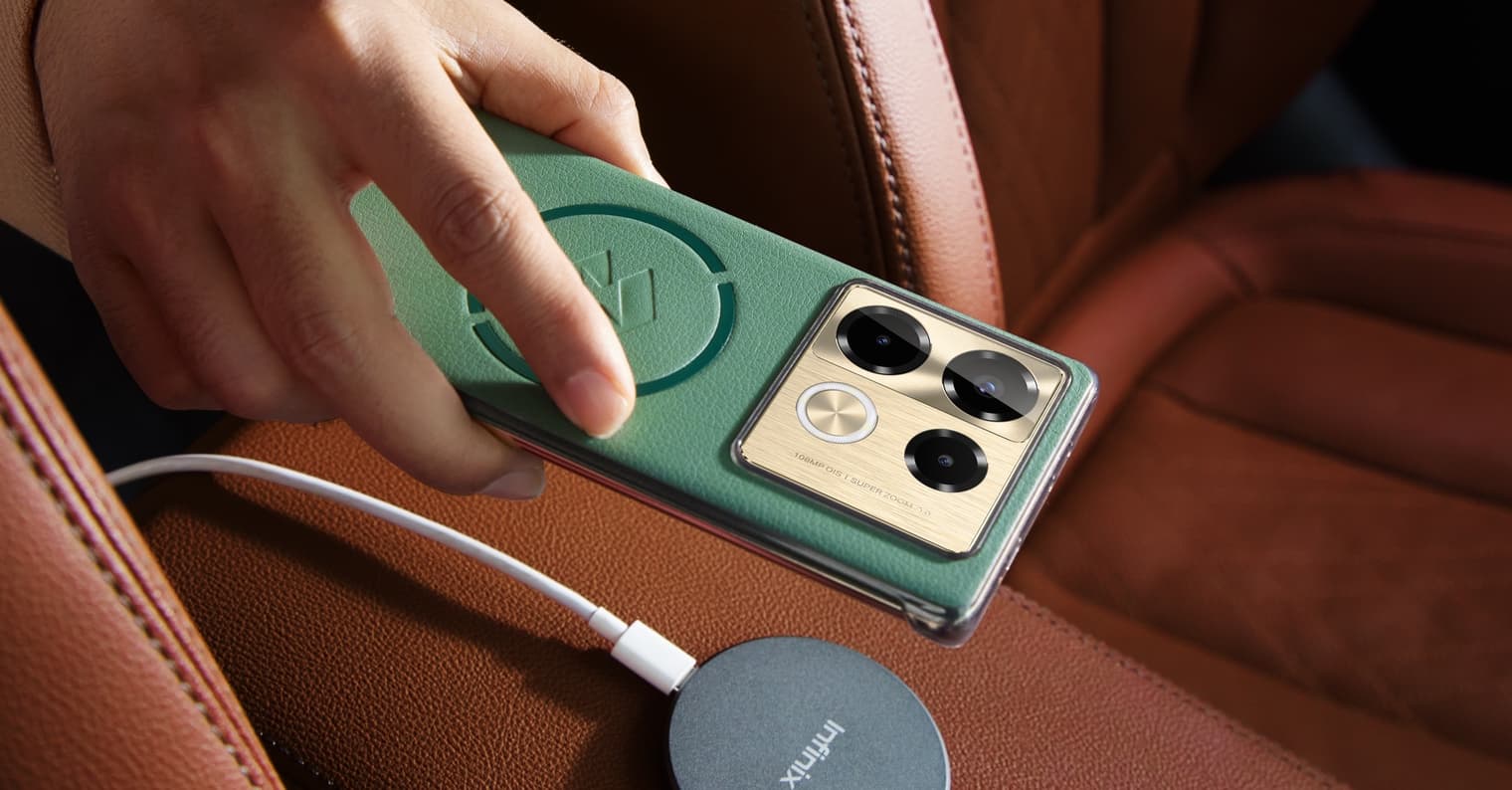 Infinix Note 40 Pro s magnetickým bezdrátovým nabíjením