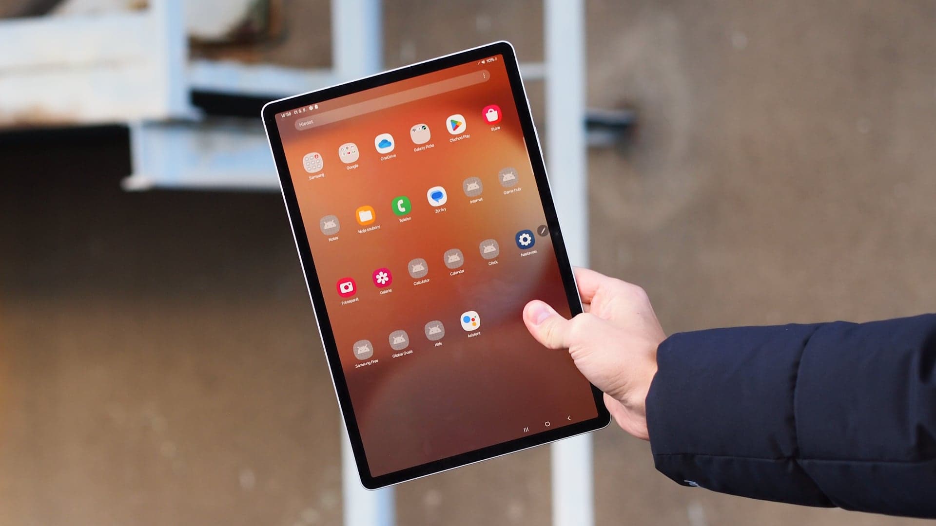 Systém One UI u tabletu Samsung Galaxy Tab S10+ | foto: Luboš Srb