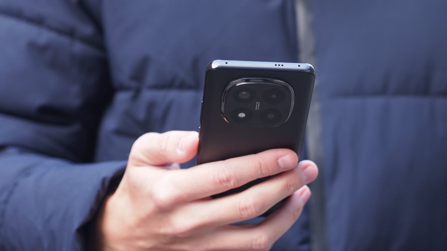 Redmi Note 14 Pro+ v ruce | foto: Luboš Srb