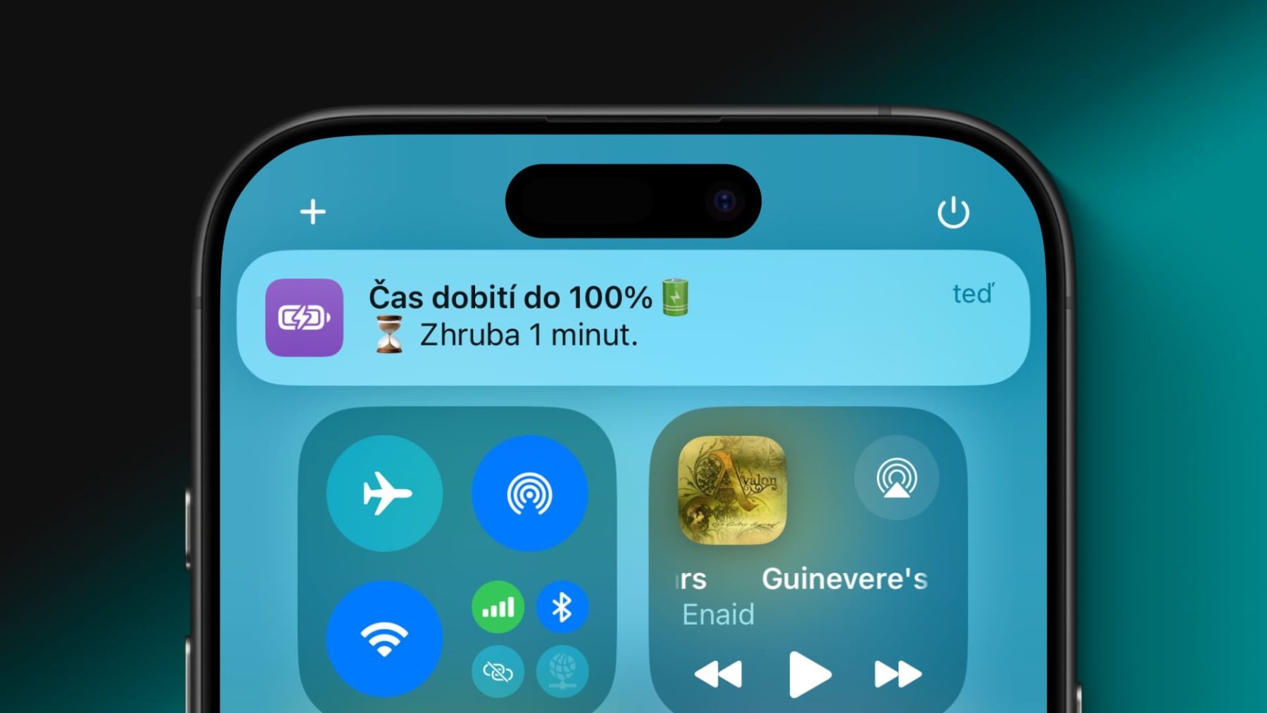 Zbývající čas dobíjení do 100 % na iPhonu | foto: Luboš Srb