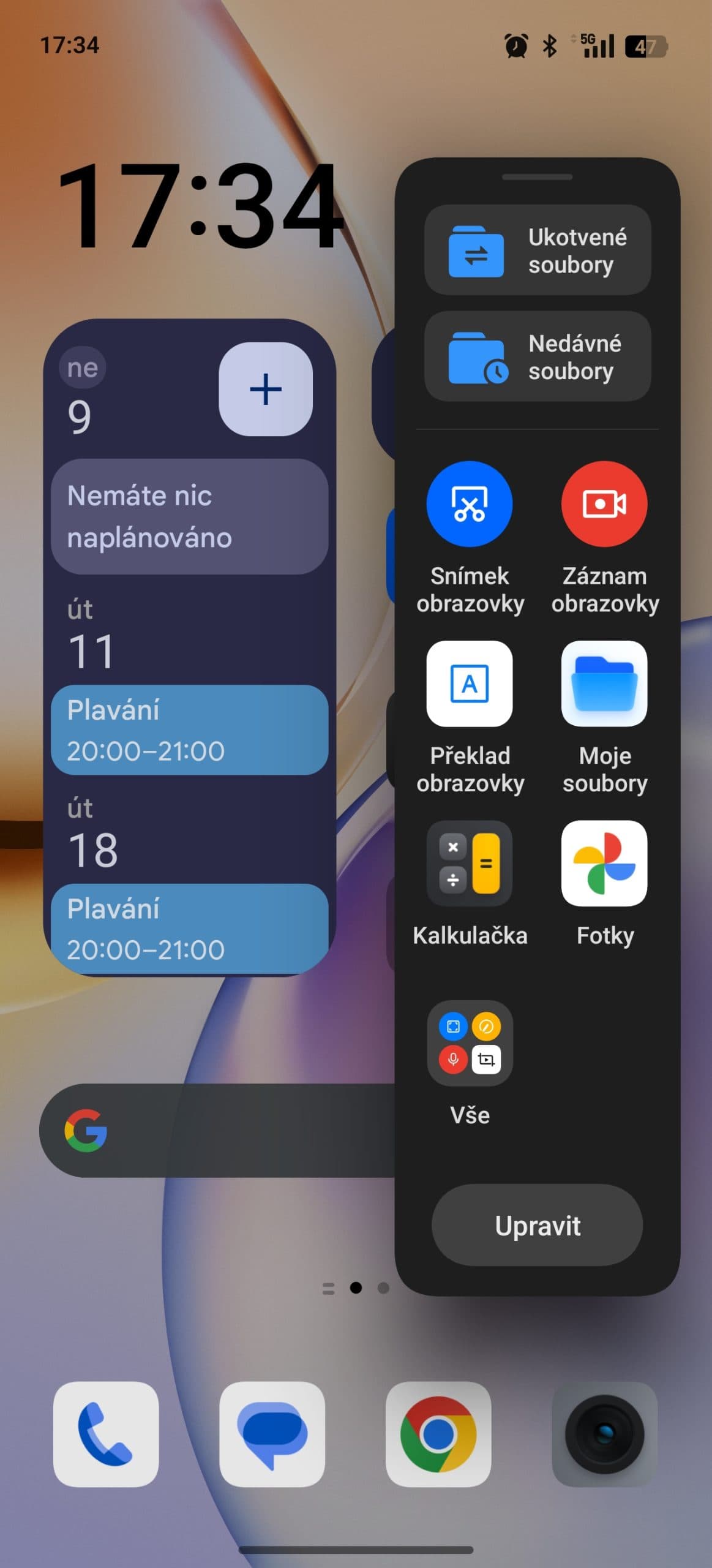 Chytrý boční panel