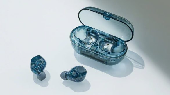 Alza zlevnila sluchátka od Sony s průhledným designem. Stojí teď pakatel