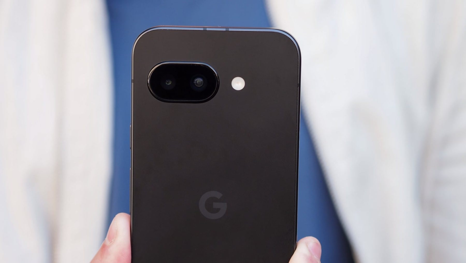 Google Pixel 9a, fotoaparát | foto: Luboš Srb