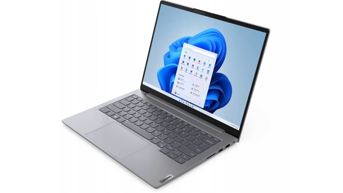 Notebook Lenovo ThinkBook 14" | foto: Lenovo