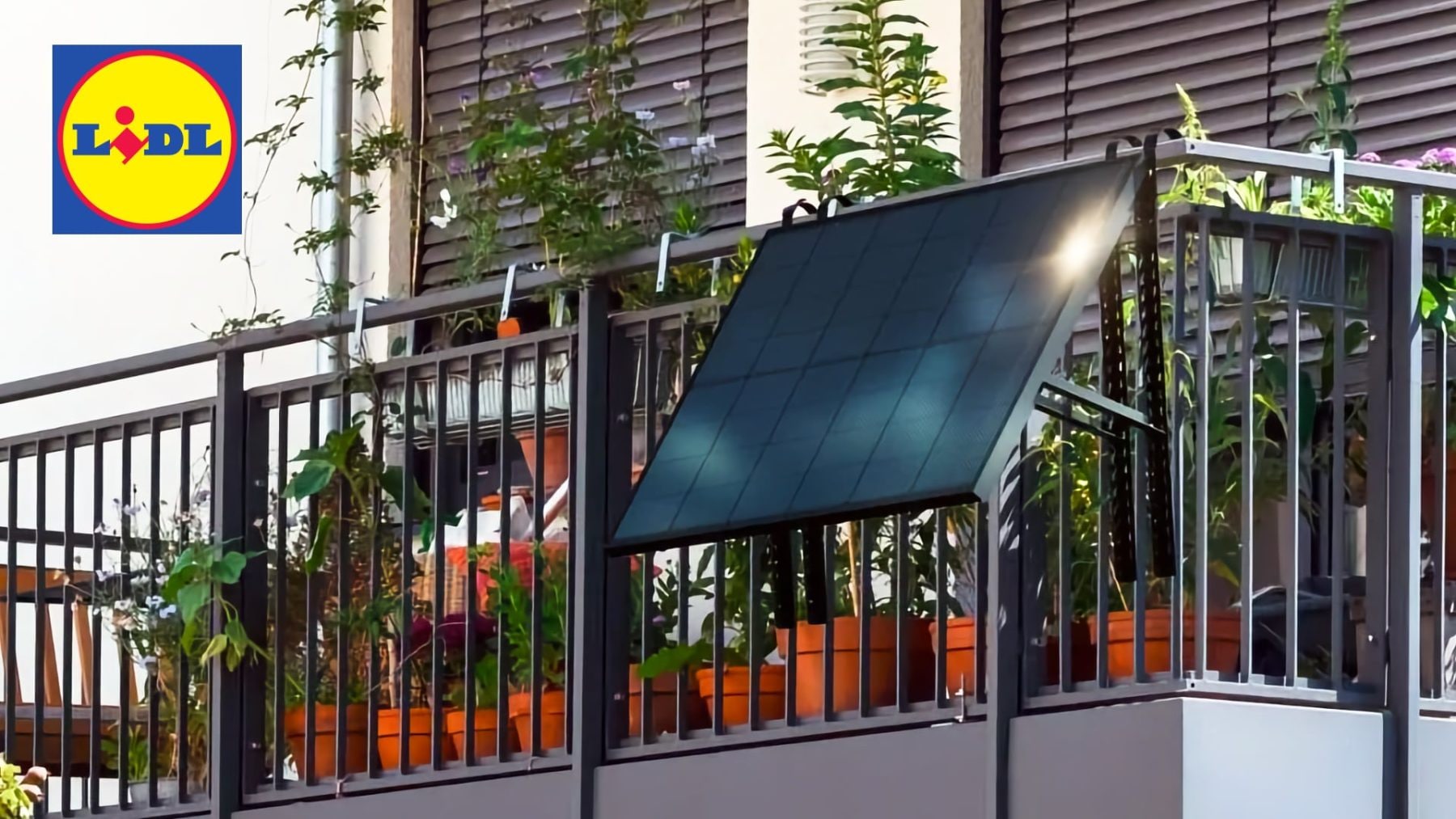 Solární balkonová elektrárna Starter set 360 Wp / 400 W TSBK 400 A1 | foto: Lidl