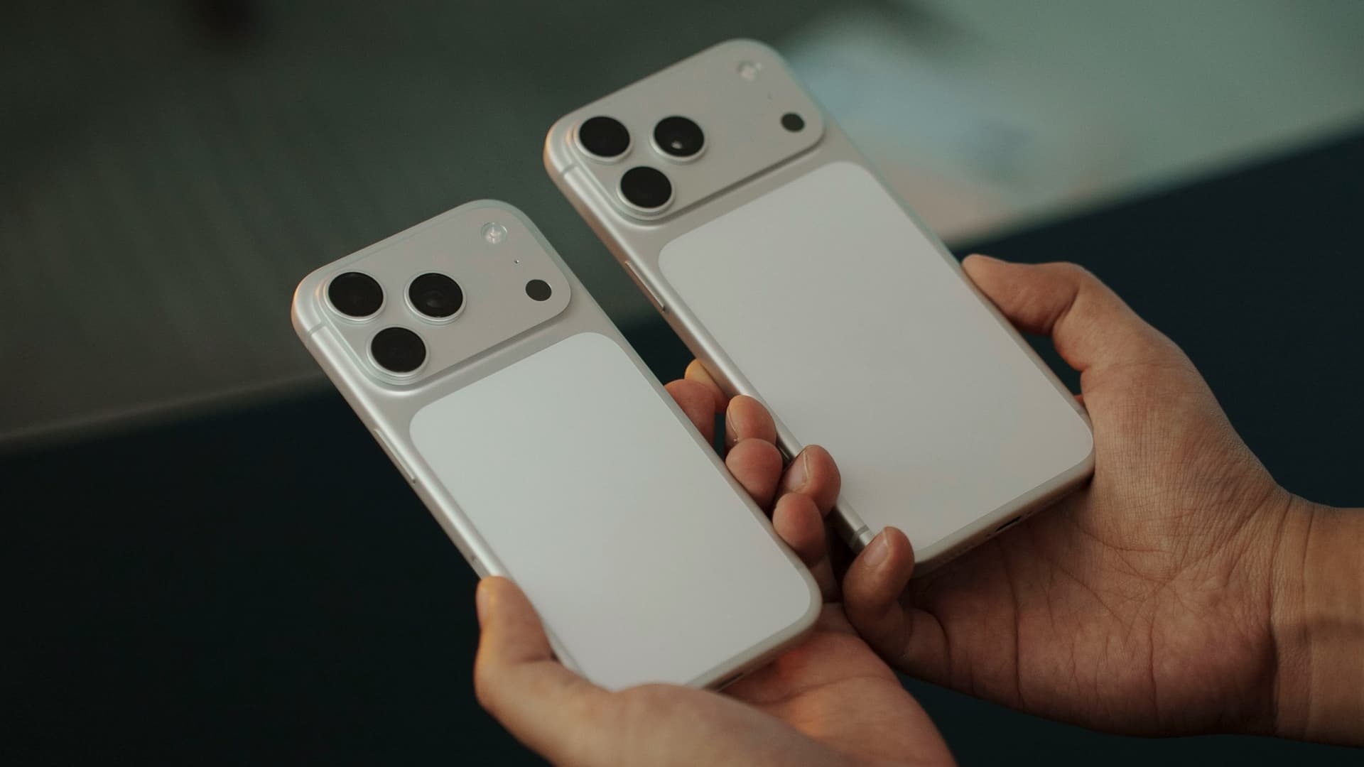 iPhone 17 Pro a Pro Max | Zdroj: Mobil Pohotovost