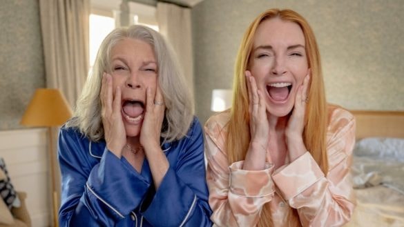 Skvělá komedie na víkend: V kinech vydělala přes 3 miliardy, teď je na streamu