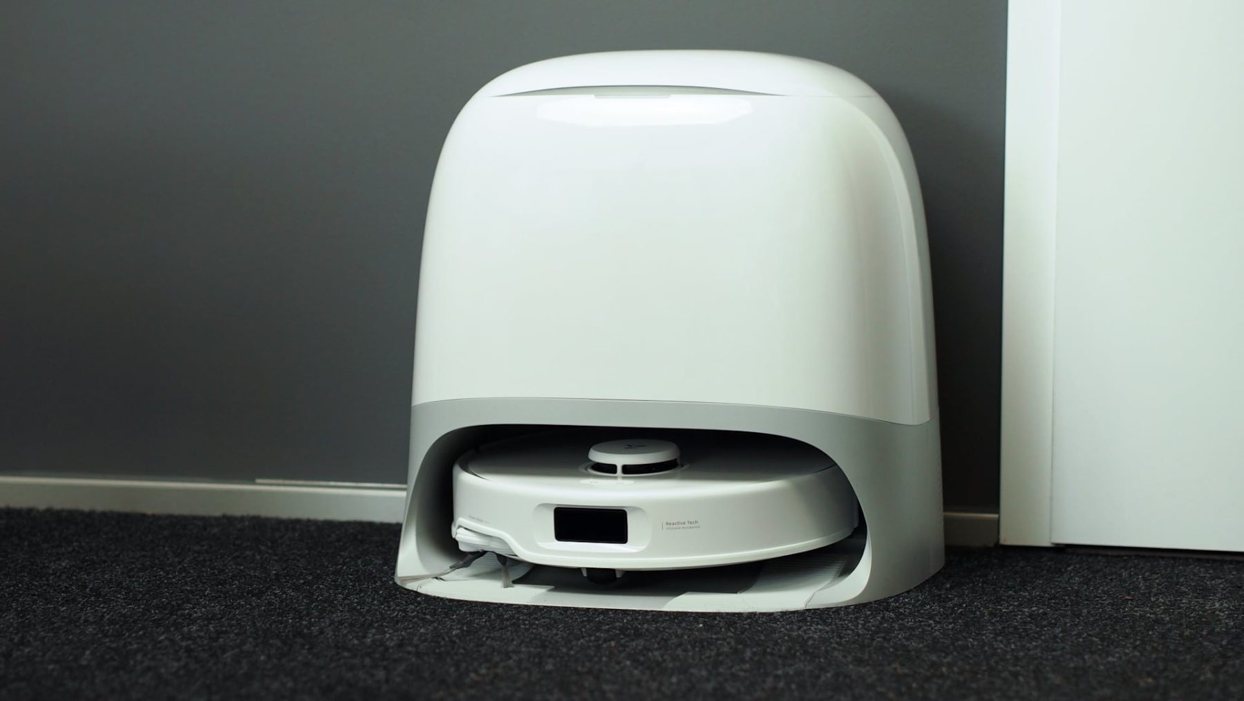 Roborock Qrevo Curv 5A1 | Zdroj: Luboš Srb