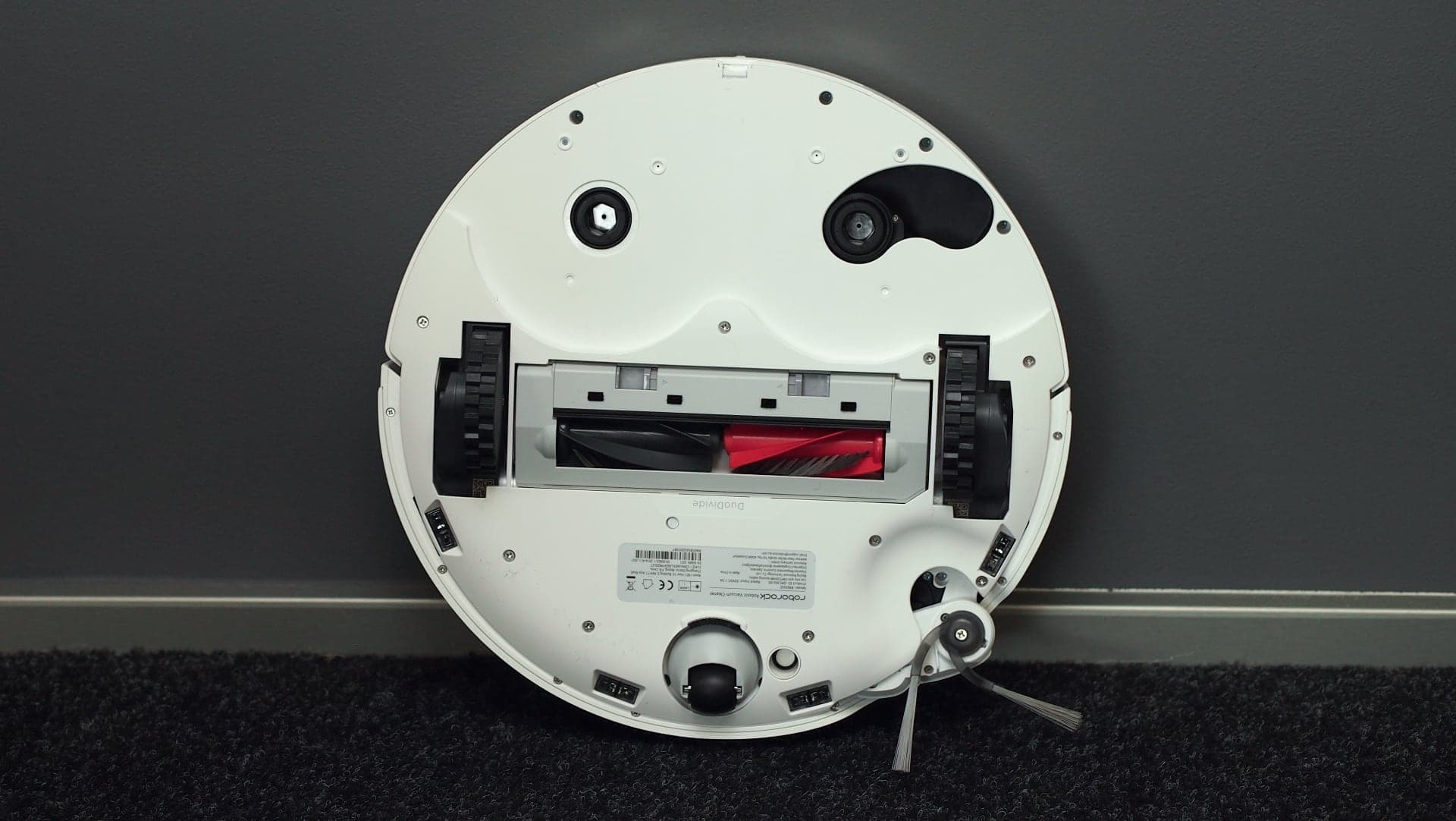 Roborock Qrevo Curv 5A1 | Zdroj: Luboš Srb