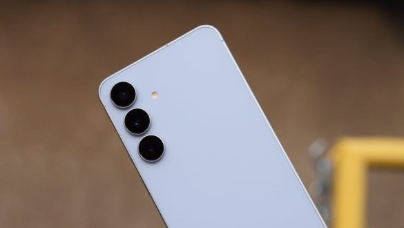 Neoriginální příslušenství vedlo ke vzplanutí dalšího telefonu značky Samsung