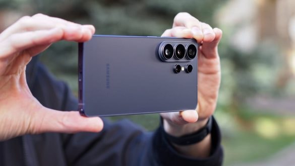 Nastavíte 24 Mpx, Samsung přesto fotí ve 12 Mpx. Nejde přitom o chybu