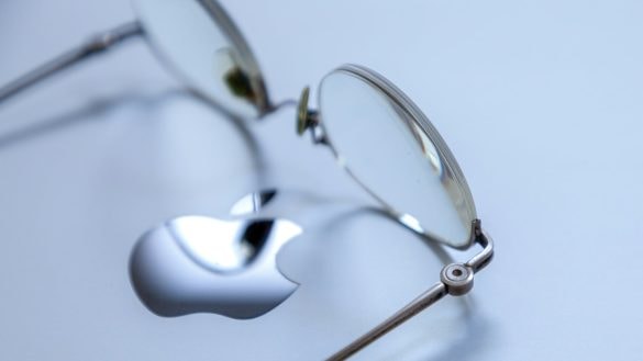 Apple představí chytré brýle už za rok. Chce vyřešit jejich největší problém