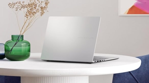 Alza zlevnila výborný notebook s Windows 11 o 35 %. Teď stojí pod 20 tisíc