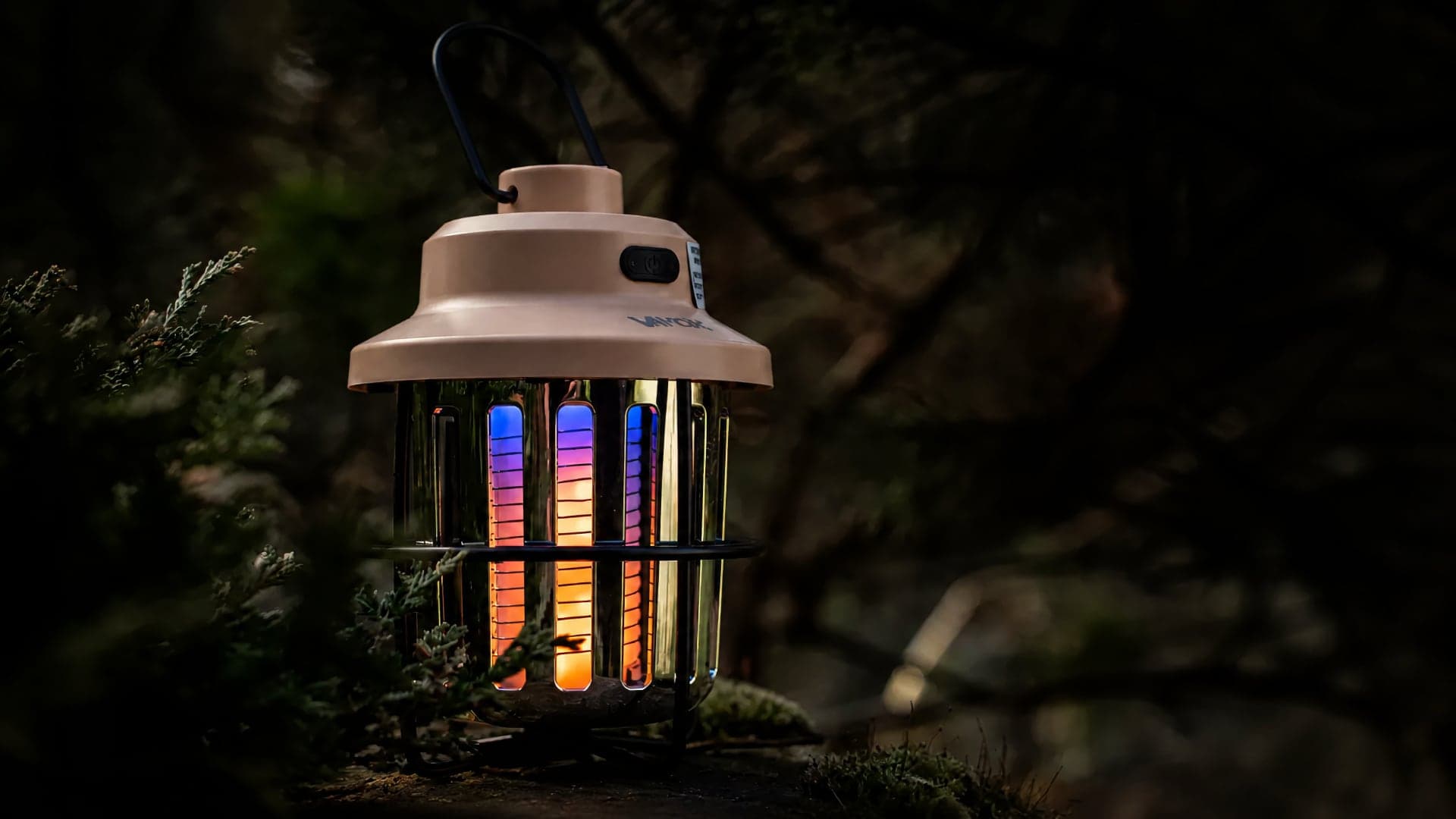UV lampa Vayox 0336 proti hmyzu | Zdroj: Vayox