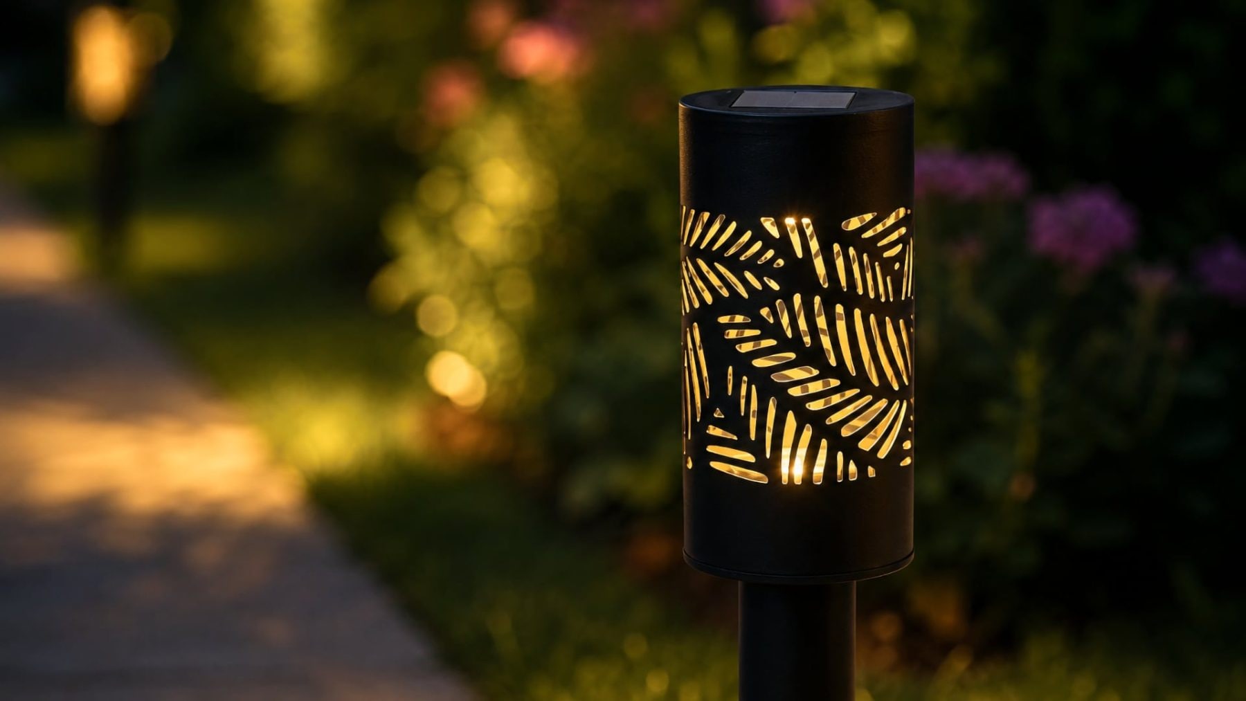 Detail solární lampy od prodejce Pepco | Zdroj: Ondřej Koníček