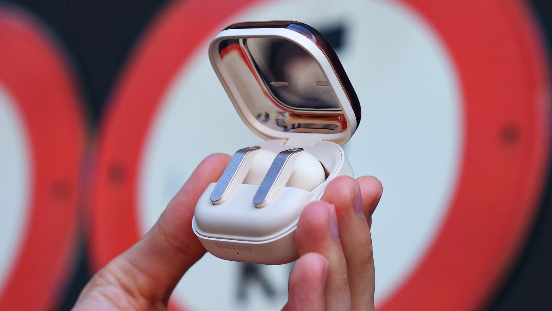 Samsung Galaxy Buds 4 Pro | Zdroj: Luboš Srb