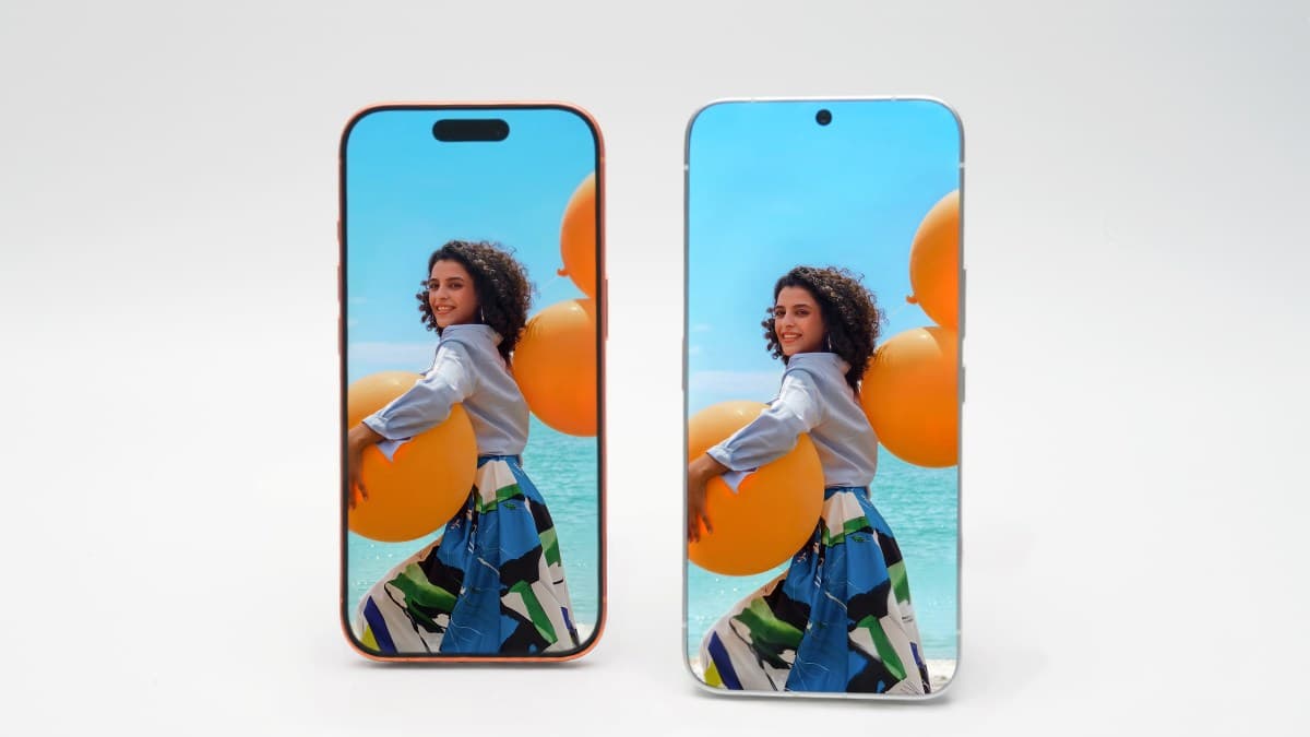 Koncept Next-Gen Borderless Concept v porovnání s iPhonem 17 Pro | Zdroj: Tecno