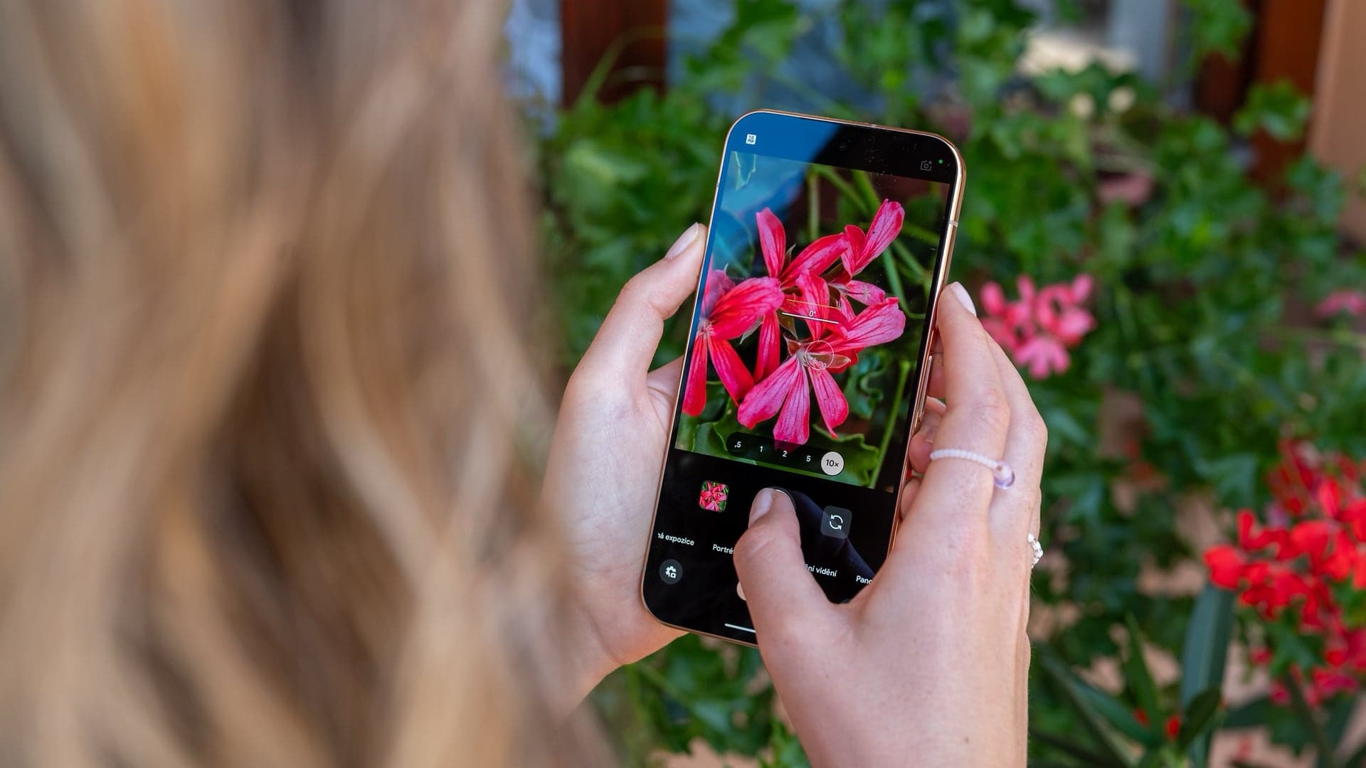 Google Pixel 11 Pro, displej | Zdroj: Mobil Pohotovost