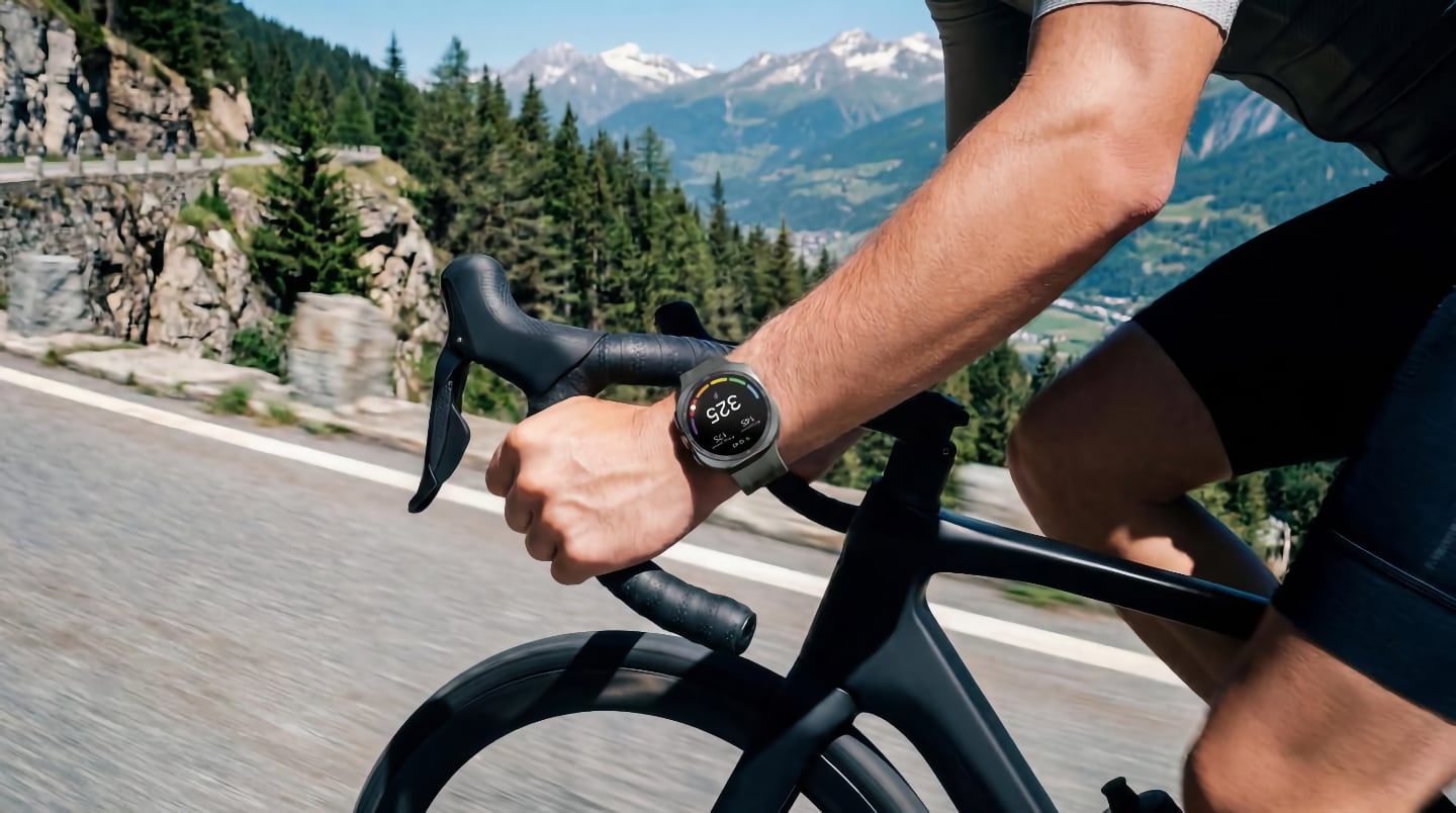 Samsung Galaxy Watch Ultra 2 při jízdě na kole | Zdroj: Samsung
