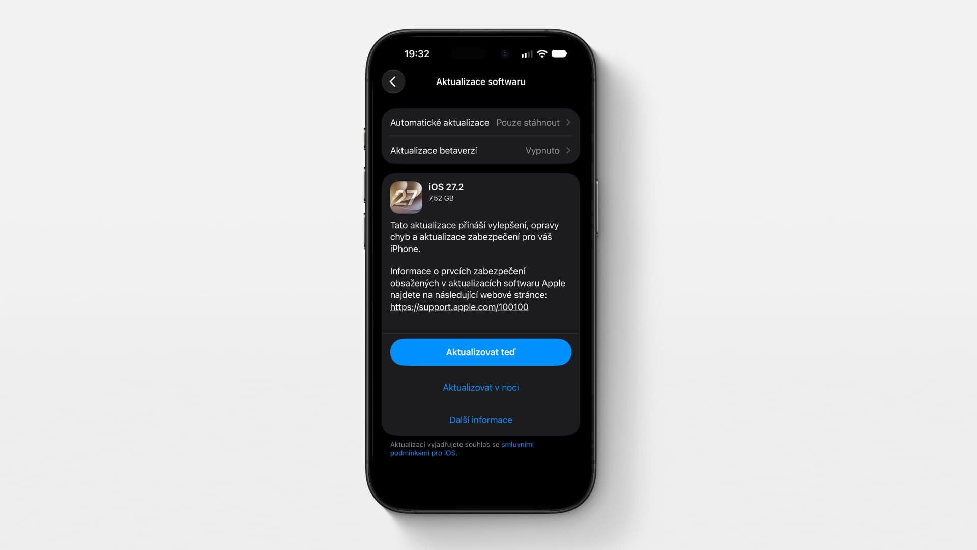 iOS 27.2 na redakčním iPhonu 18 Pro. Aktualizace měla velikost 7,52 GB | Zdroj: Luboš Srb
