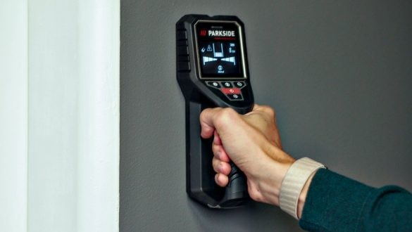 Lidl mě mile překvapil. Detektor kabelů Parkside má předností dost, výhrad jen pár